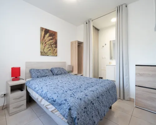 Cozy Villa Retreat by the Sea Hotels in Sérignan