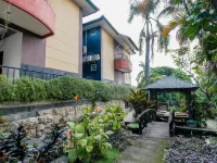 Hotel Grand Situ Buleud Hotels in Purwakarta