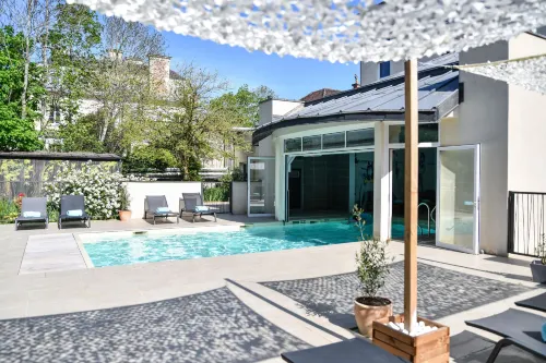 Mercure Château de Fontainebleau Demeures de Campagne Hotels in Arbonne-la-Forêt