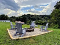New Listing Cozy 2/2 with Distant Mtn. Views and Only 15 Min. from Blowing Rock.
