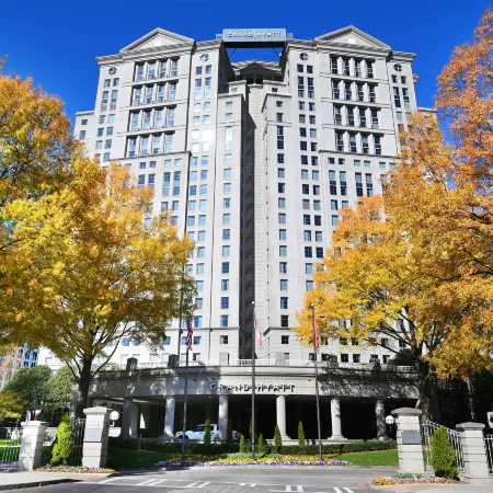 Grand Hyatt Atlanta in Buckhead Отели рядом с достопримечательностью «Торговый центр Lenox Square»