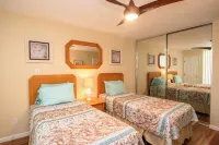 Enjoy Sun Rise over Volcano & Sunset over Ocean from our Lanai! BEST VIEWS!!