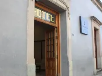 Hotel Santa Rosa Hotels near Mochilas "jani"