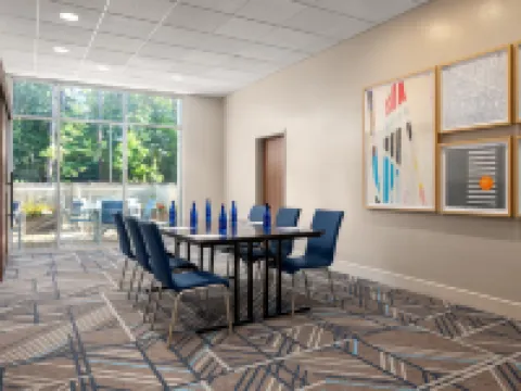 ホリデイ イン エクスプレス クイーンズベリー - レイク ジョージ エリア by IHG クイーンズベリーのホテル