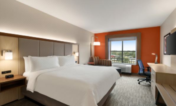 Holiday Inn Express & Suites CHARLESTON - MOUNT PLEASANT by IHG