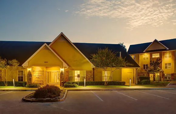 休斯頓韋斯特切斯Residence Inn 酒店