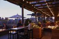 โรงแรม Kimpton Journeyman บาย IHG - พร้อมอาหารเช้า