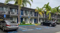 Studio 6 Suites Santa Ana, CA - Parkering