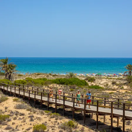 Luxurious 2-Bedroom Apartment in Arenals del Sol with Pool and Sea Views