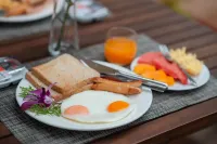 COCO Canopy Boutique Resort - Aamiainen