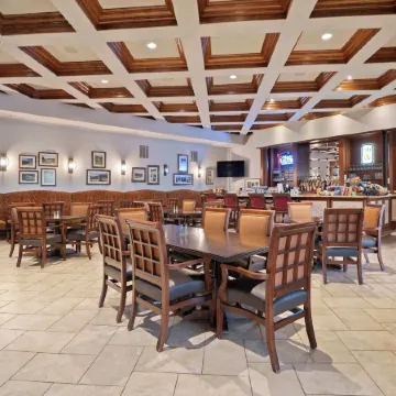 Villa at the Hills - A Grand Branson Vacation! 4 Bdr Golf Resort Villa