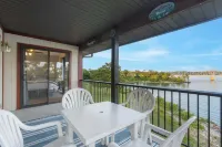 Enjoy Lakeside Fun Lakeview at Table Rock!