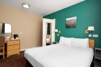 Old Grey Mare Inn by Greene King Inns Hotels in 