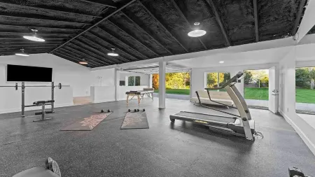 Serene Scottsdale Sanctuary - 7Br Wellness Retreat w/ Pool, Spa & Sauna