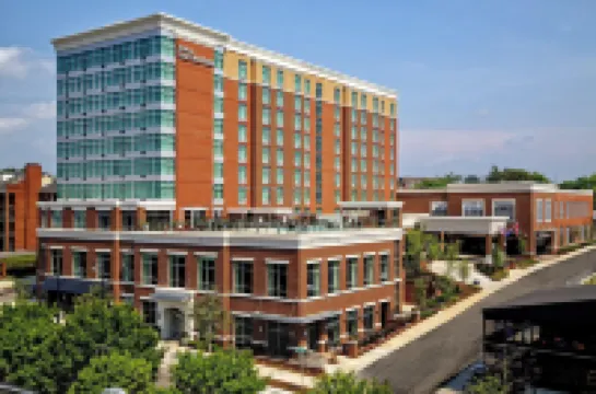 Hilton Garden Inn Nashville Downtown Convention Center Hotels near Johnny Cash Museum