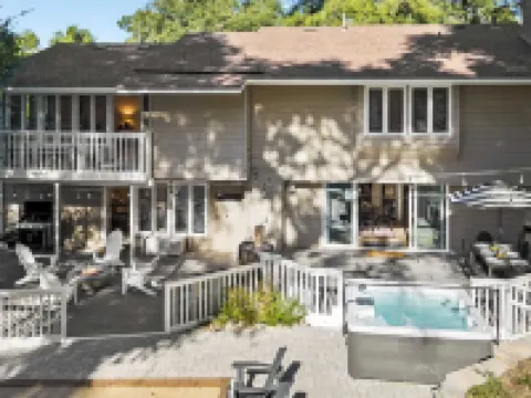 Hidden Oaks Farmhouse by AvantStay Hot Tub Deck Hotels in Atascadero