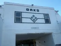 The Oaks Motel