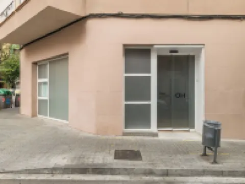 La Florida Suites by Olala Homes Hotels near Museo de Hospitalet de Llobregat