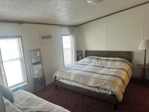 Northwoods getaway - minutes from beach, fishing & trails!