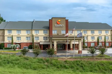 Comfort Inn & Suites Millbrook-Prattville Отели в г. Elmore County