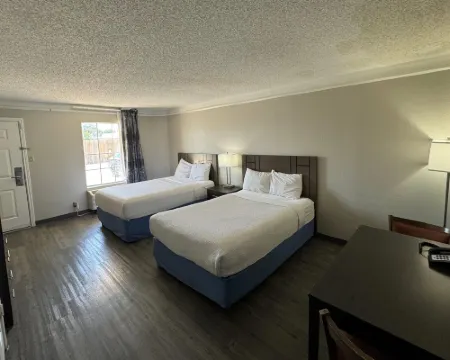 Days Inn by Wyndham Georgetown Hotels in Georgetown