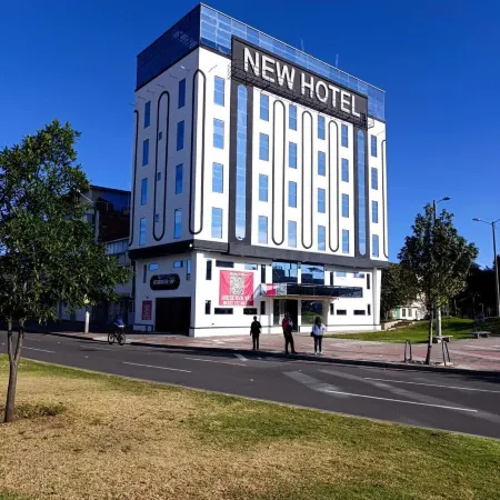 New Hotel Vip Отели рядом с достопримечательностью «Суба»
