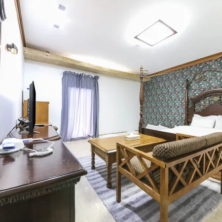 Suanbo Hotel Screen