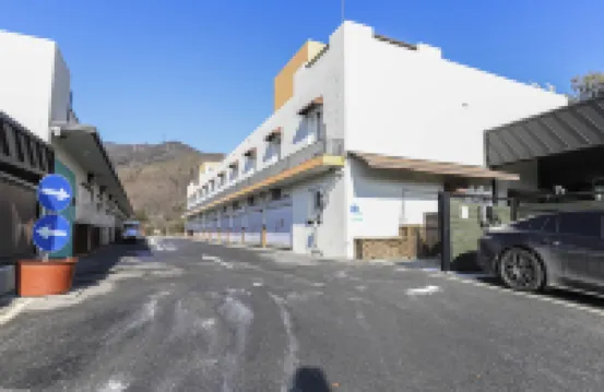 Jecheon J&B Motel