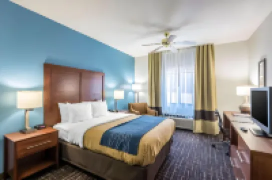 Comfort Inn & Suites Lees Summit - Kansas City