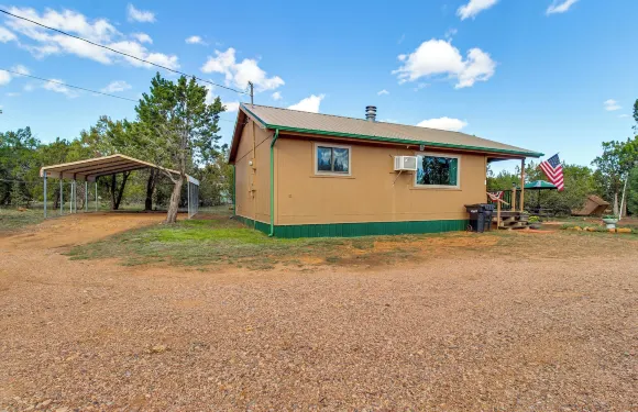 徒步和釣魚：希伯爾帶火坑的家庭度假屋！