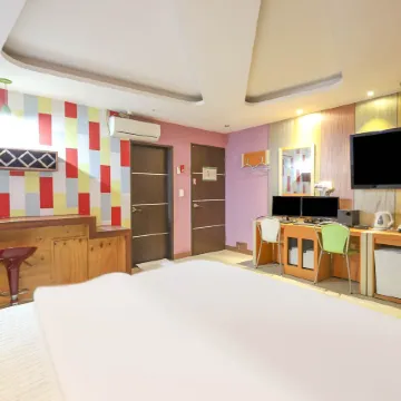 Changwon Sangnam-Dong Totos