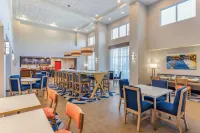 Hampton Inn & Suites Parkersburg Downtown - spa