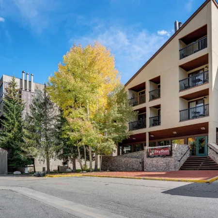 Copper Mountain Condo - Walk to Ski Lift!