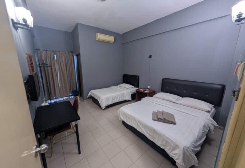 Desa Inn Hotel - Hizvo
