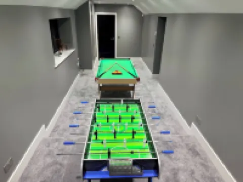 Luxury Home 5 Bedroom 3 Bathroom Games Room Parking - 4-Star