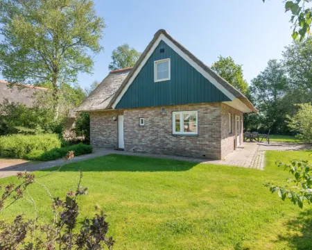 スペーシャス ネイチャー ヴィラ パースロー パースローのホテル