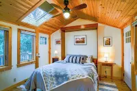 Handcrafted Log Home Near Sugarbush & MAD River Glen • Walk to Blueberry Lake