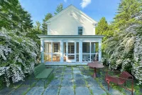 4-Season Escape w/ Plunge Pool/Hot Tub and Sauna! - 4-Star