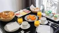 Paris Square - Bed and Breakfasts