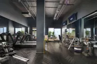 สกายลาร์ค, อลูมาโรงแรมและรีสอร์ท - ที่มีฟิตเนส