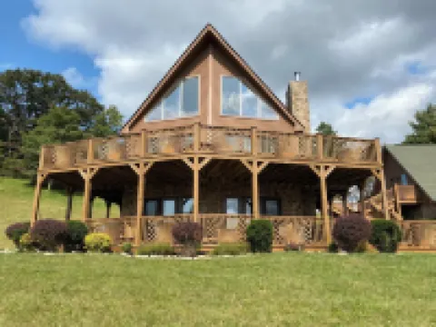 Luxury Mountain Lodge: Hot Tub and Incredible Mountain Views 마시스 밀 호텔