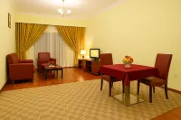 Ruwi Hotel Apartments, Sharjah - Condos