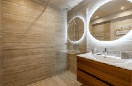 馬丁內斯的四人公寓