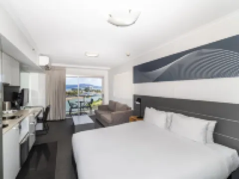 Oaks Townsville Hotel Hotels in South Townsville