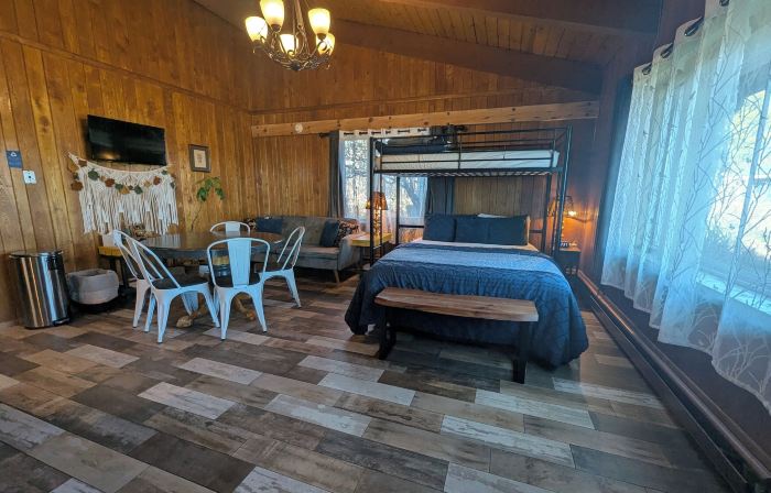 Feather Nest Inn