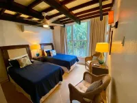LAS TERRAZASWonderful 6-bedroom villa with gorgeous pool in tropical Vieques