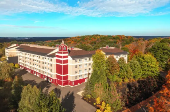 Berkshire Mountain Lodge Hotels in 