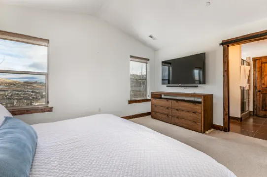 Retreat at Jordanelle 924 4BD Amazing Amenities