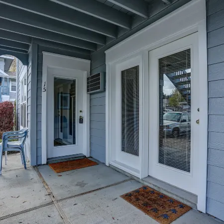 15 Lodge Condo with Hood River Bridge View