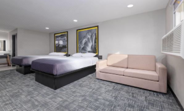 Super 8 by Wyndham Lubbock Airport